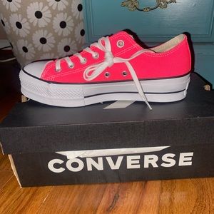 Wmns hot pink converse